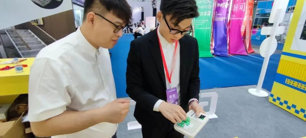 一起“箱”遇設計！設計城產品亮相佛山潭州陶瓷展