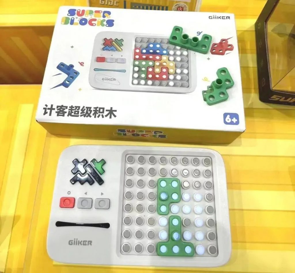 一起“箱”遇設計！設計城產品亮相佛山潭州陶瓷展