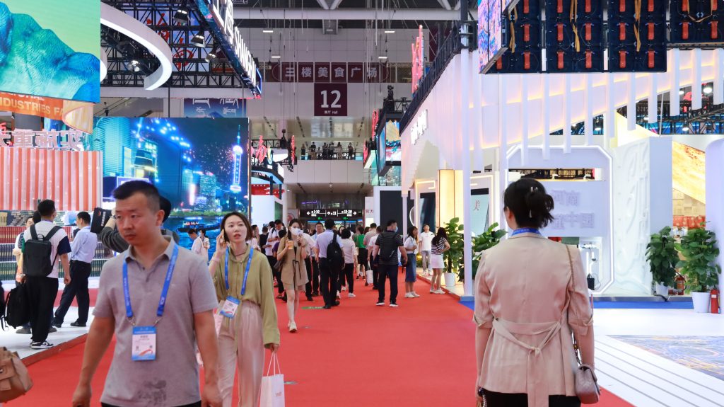 設計城打卡深圳文博會：原創設計展現創新魅力