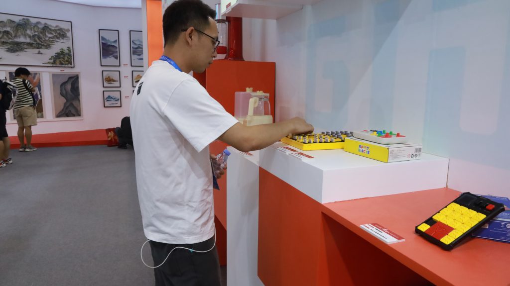 設計城打卡深圳文博會：原創設計展現創新魅力