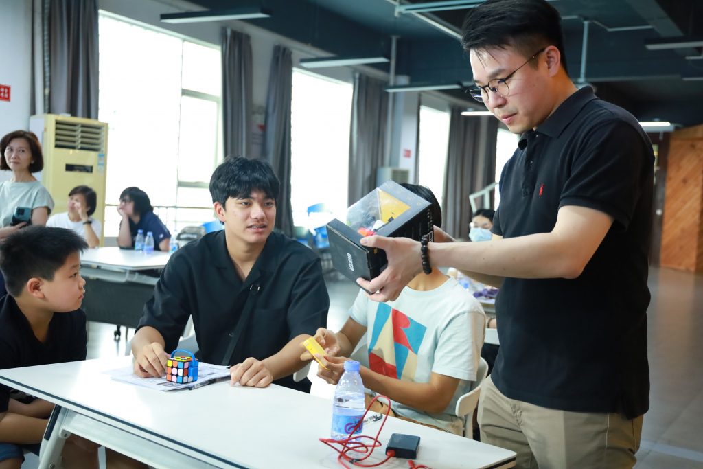 香港青年探尋設計城 共赴大灣區(qū)創(chuàng)新之旅