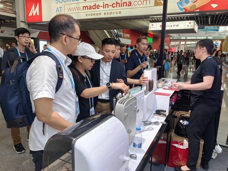 廣東工業設計城創新力量集結，成為廣交會“顯眼包”