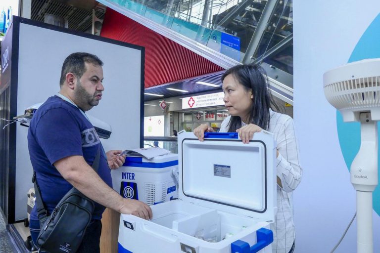 廣東工業設計城創新力量集結，成為廣交會“顯眼包”