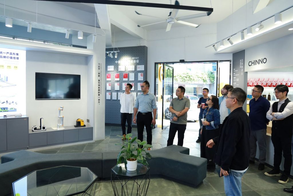 走在前列 青春建功 | 佛山兩新組織主題團日活動走進設計城