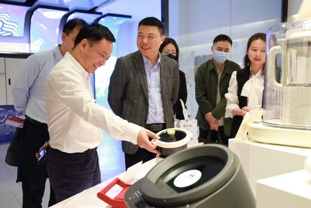 深佛兩地代表共議產業協同發展，搭建合作橋梁紐帶