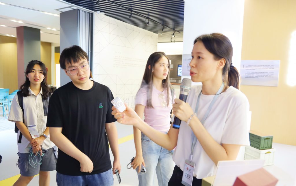深化產學研交流 | 清華大學深圳國際研究生走進設計城