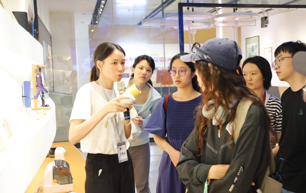 深化產學研交流 | 清華大學深圳國際研究生走進設計城