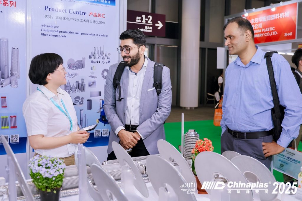 漫走設計 | 走進2025深圳國際橡塑展 探索設計創新融合新路徑