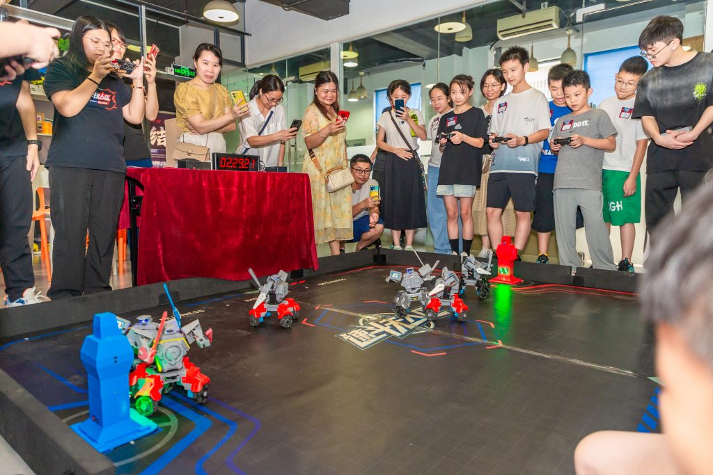機(jī)甲筑夢，智造未來——駿銘科技賦能青少年科創(chuàng)啟蒙