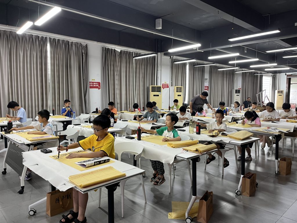 墨香伴暑假活動圓滿結束，與書法家廖鎮能共話設計