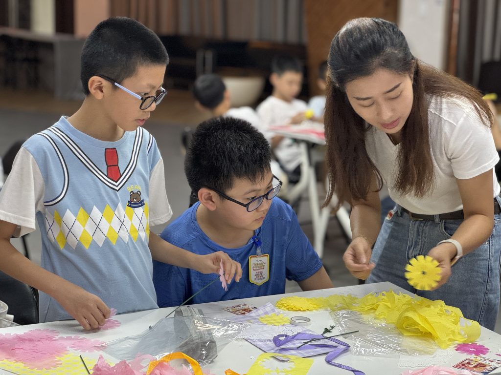 設計新苗嗨翻今夏，設計城2025年“創意啟航·少年創客營”活動圓滿收官