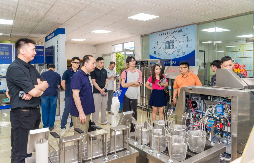 設(shè)計(jì)賦能，共創(chuàng)“廚”新 | 順德廚具業(yè)商會(huì)與設(shè)計(jì)城產(chǎn)業(yè)對(duì)接日活動(dòng)圓滿(mǎn)舉行